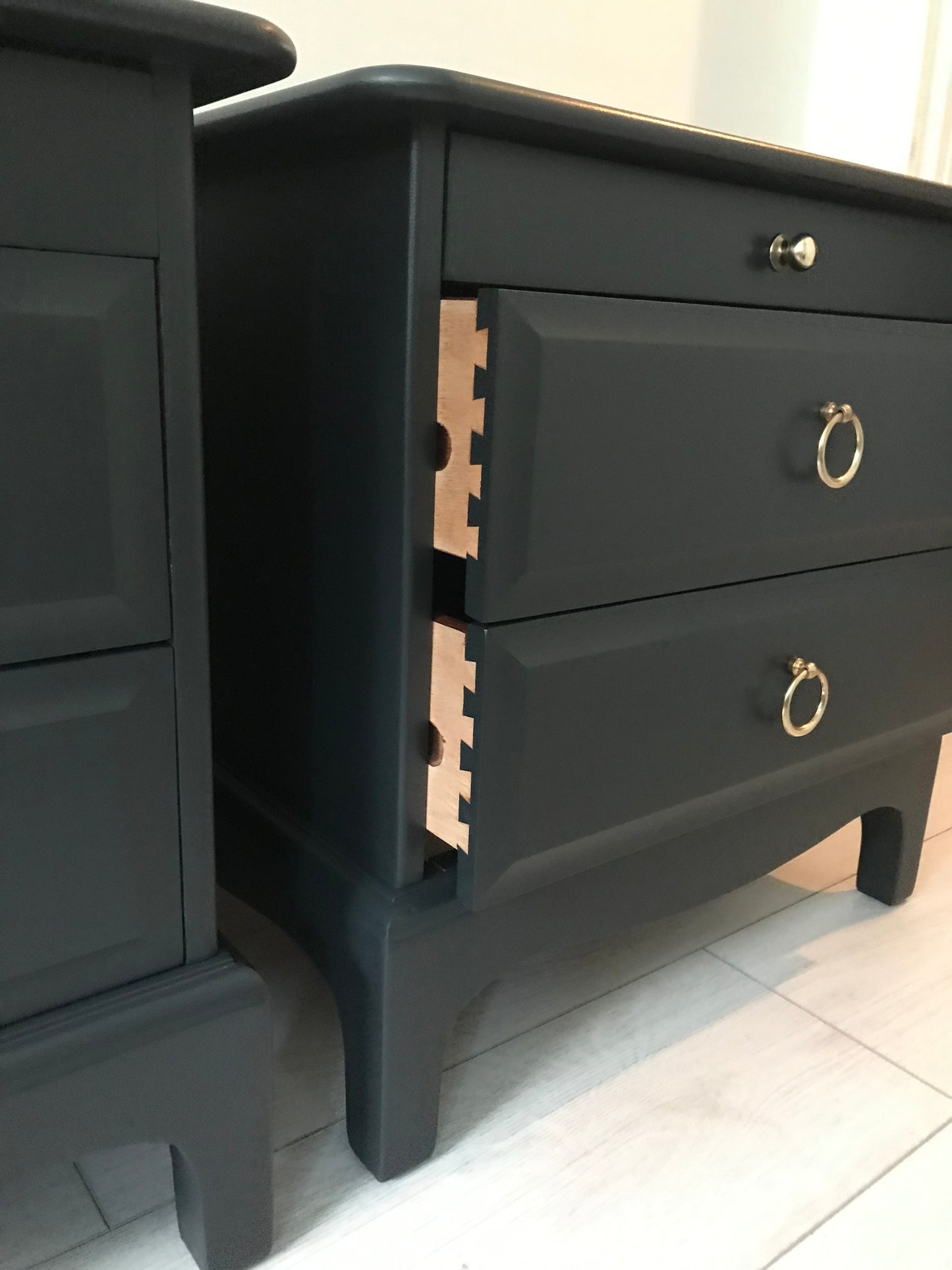 Stag Minstrel Pair of 2 drawer bedsides with tea tray