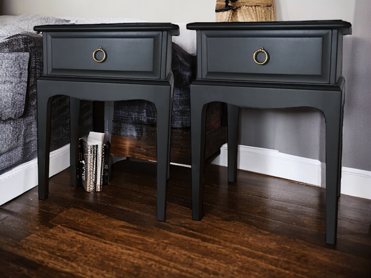 Stag minstrel Leggy Bedsides