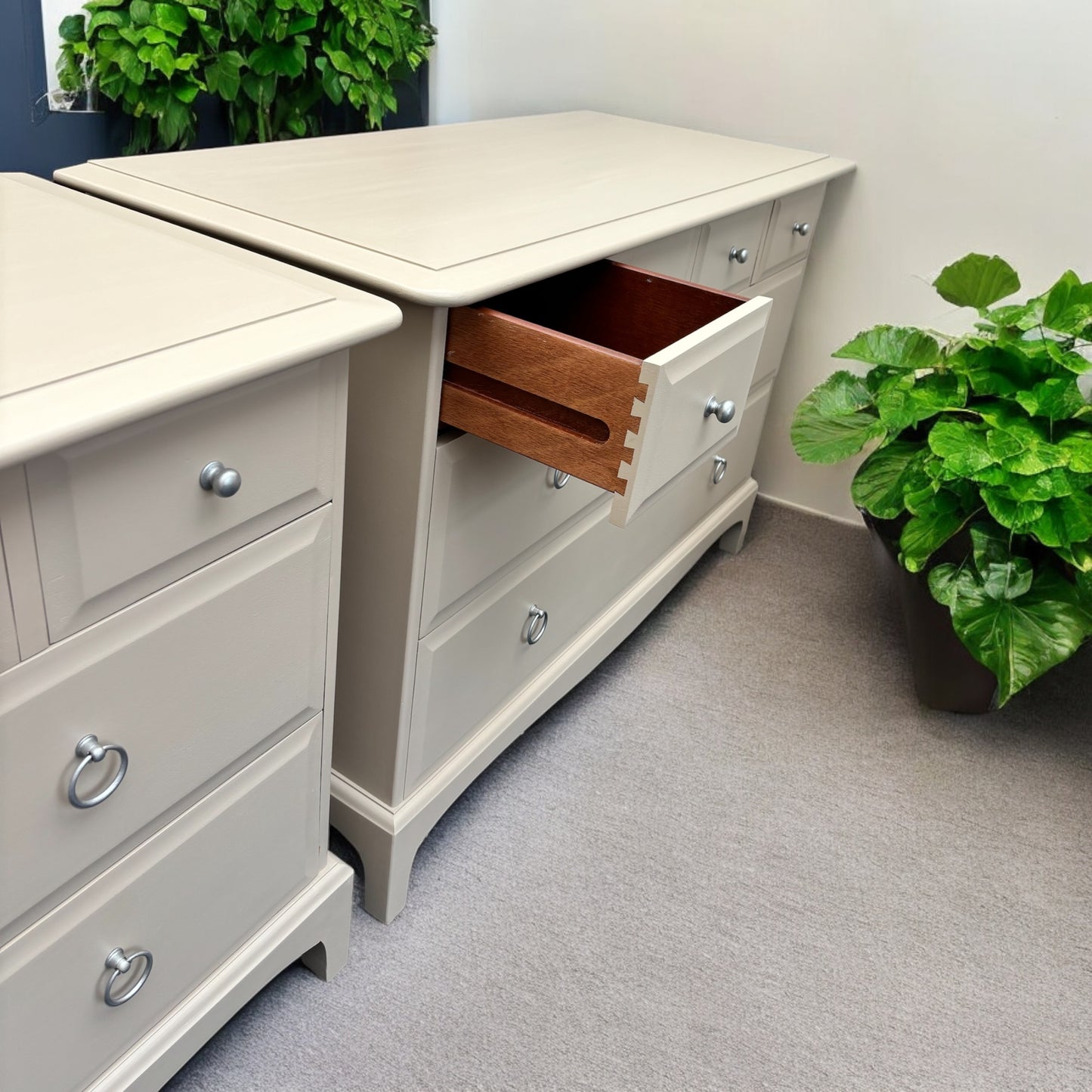 Colour - Cathedral Taupe (FMP)