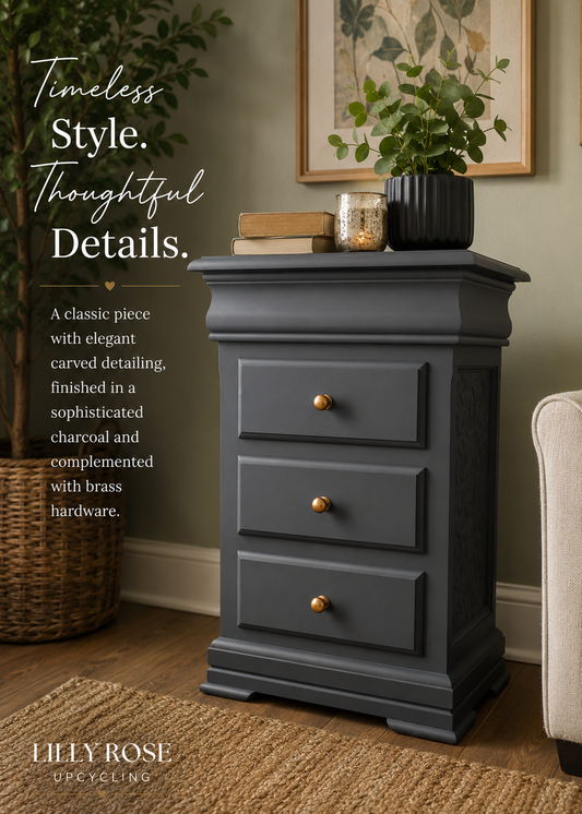 Small chest of wooden drawers - colour Ash