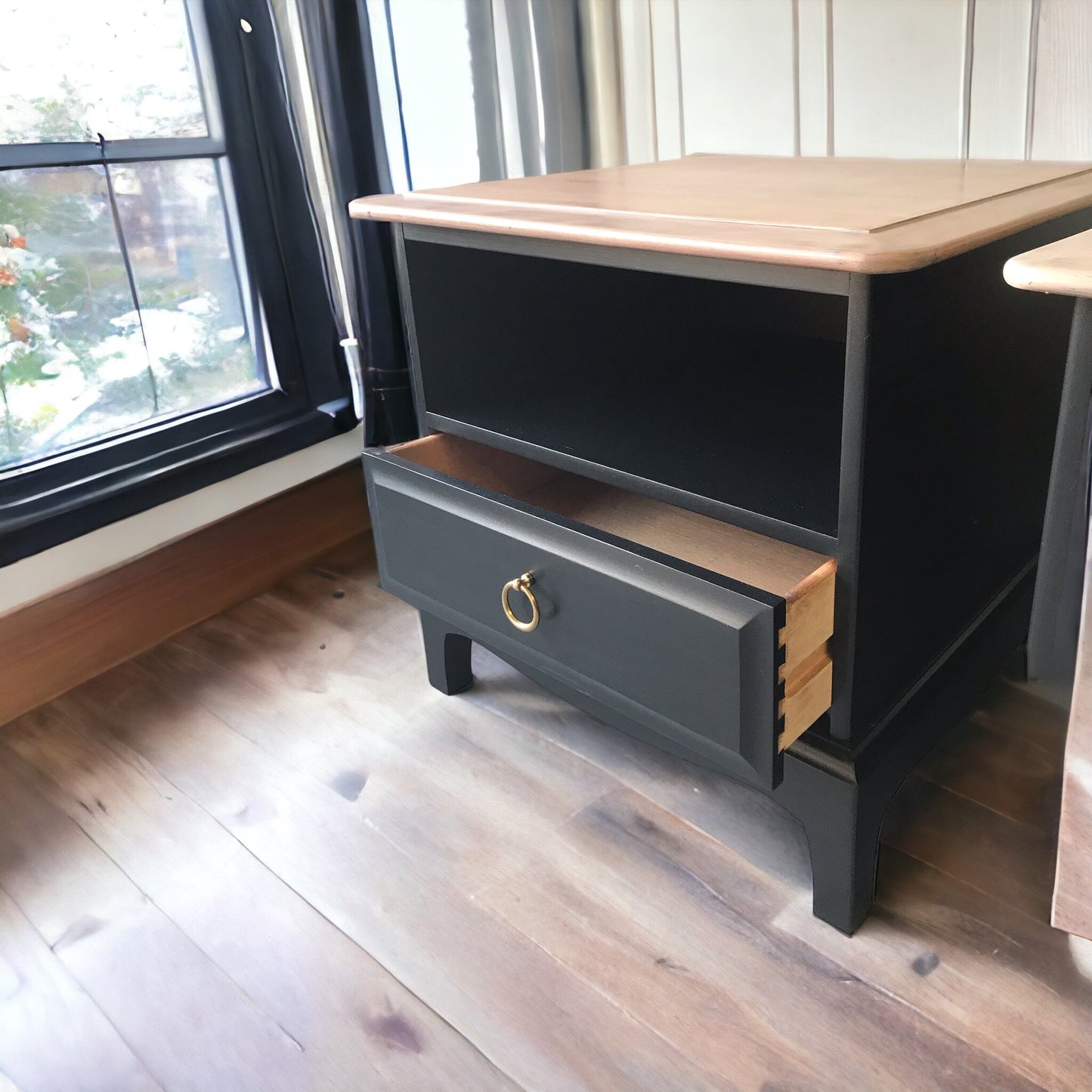 Stag Minstrel 1 drawer bedside/side table