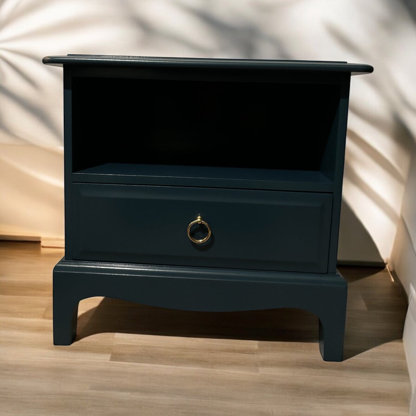 Stag Minstrel 1 drawer bedside/side table
