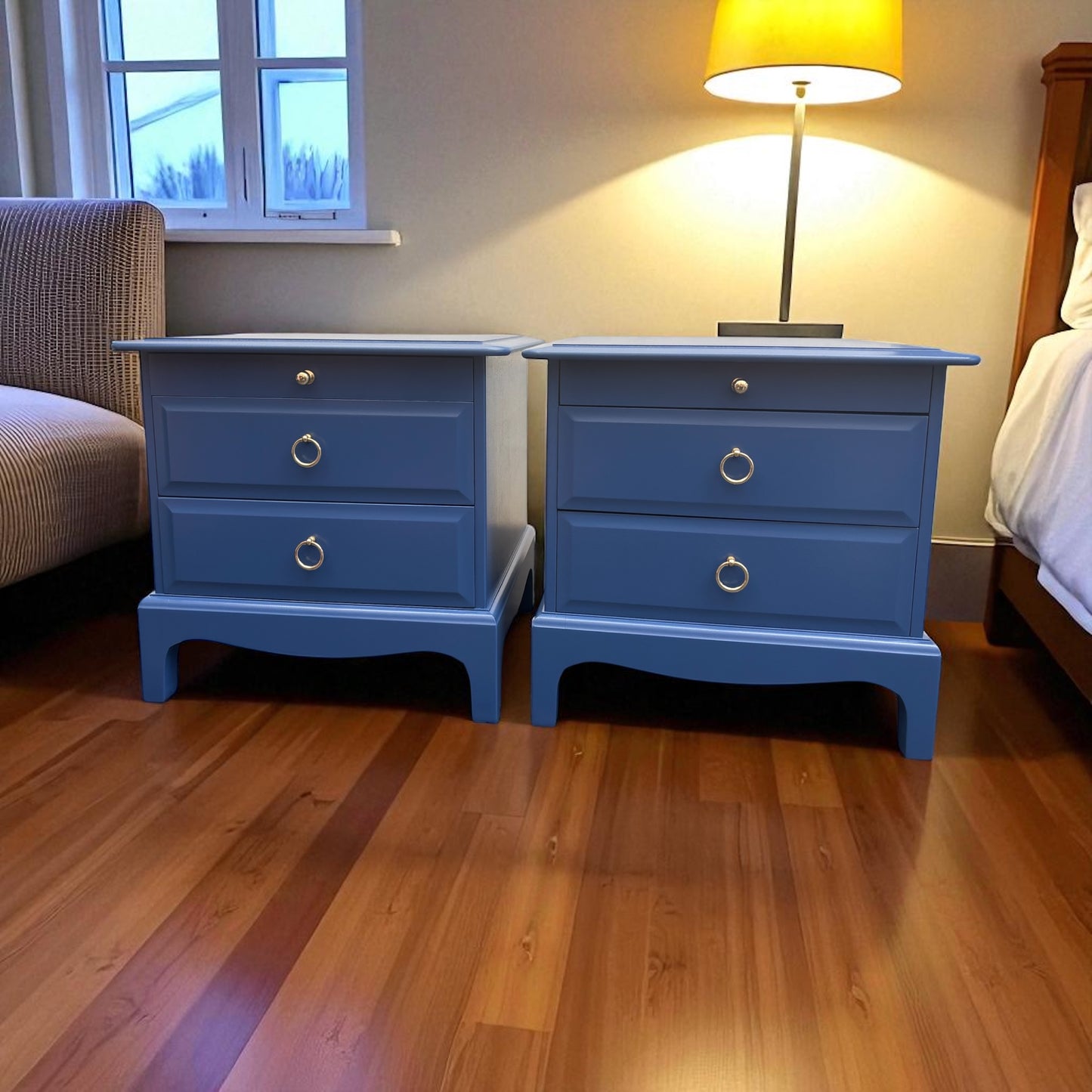 Stag Minstrel Pair of 2 drawer bedsides with tea tray