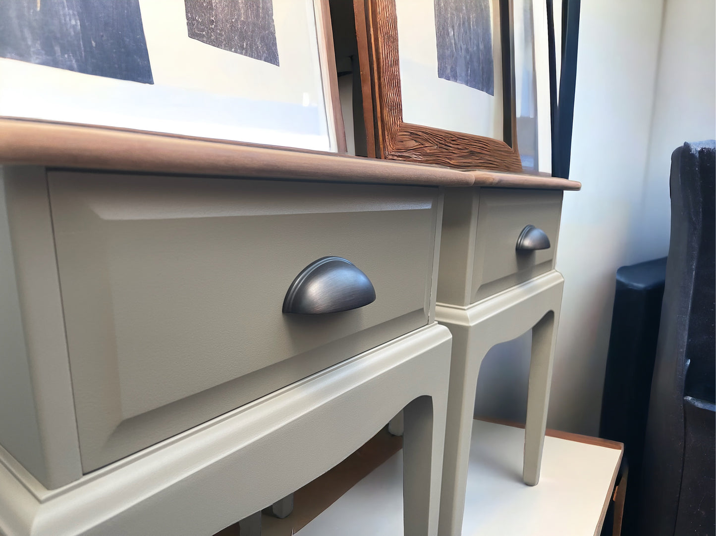 Stag Minstrel Single Leggy Bedside/Side Table