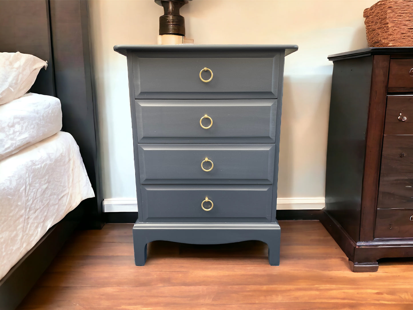 Stag Minstrel Single 4 drawer bedside
